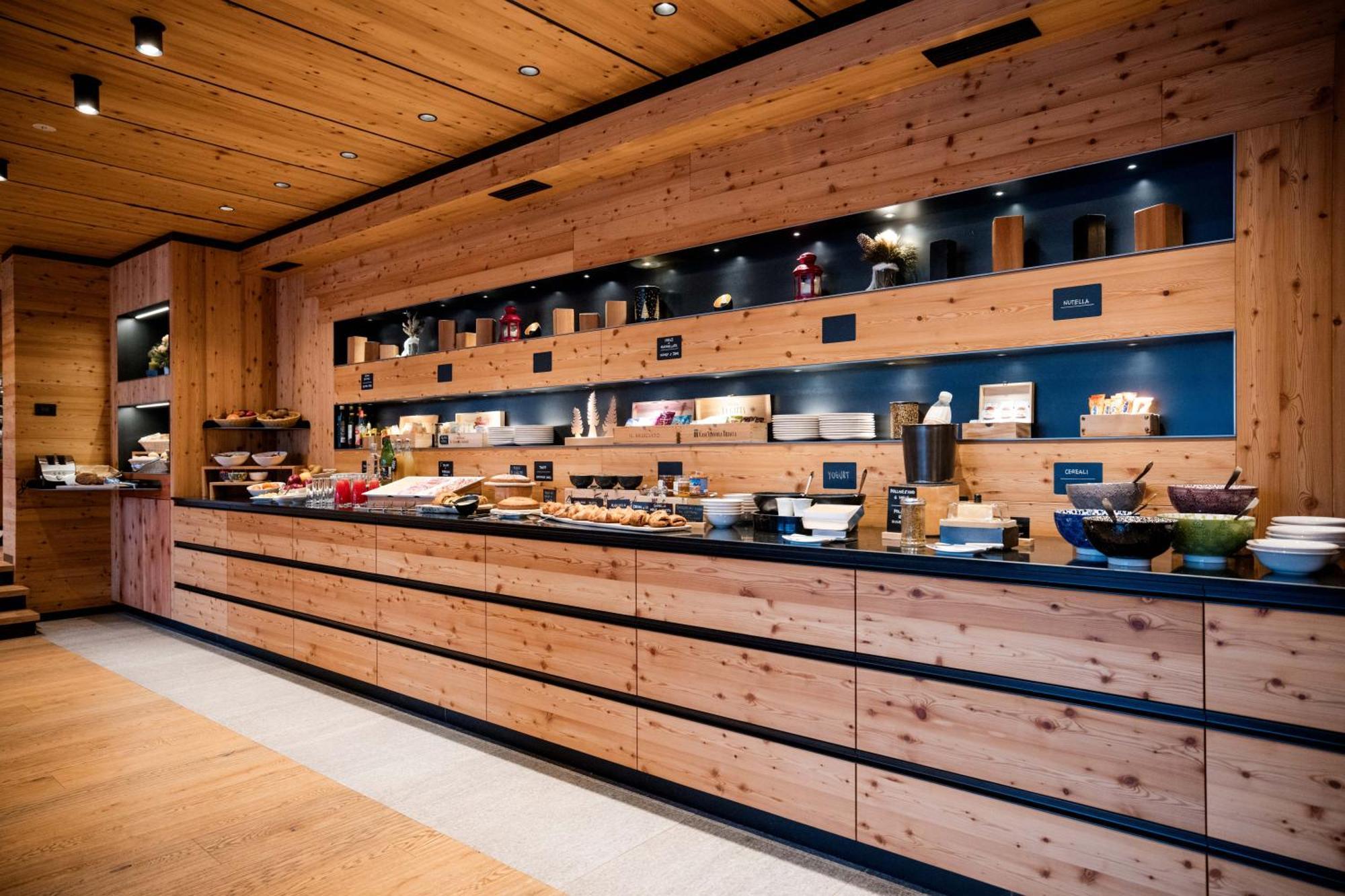 Hotel Li Anta Rossa 4*